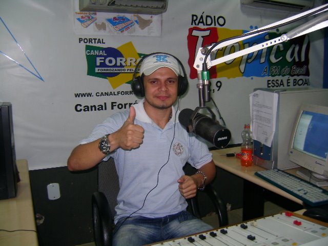 VIDEOS DO DEU PANE NO SEU RADIO!