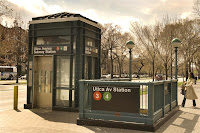 Ascensores recién instalado en la estación de Utica Avenue, en Brooklyn
