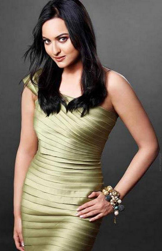 Bollywood nude xxx bloge photos 445