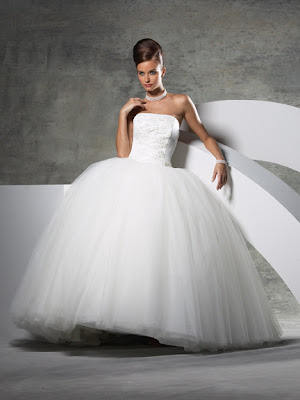 Ball gown wedding dresses