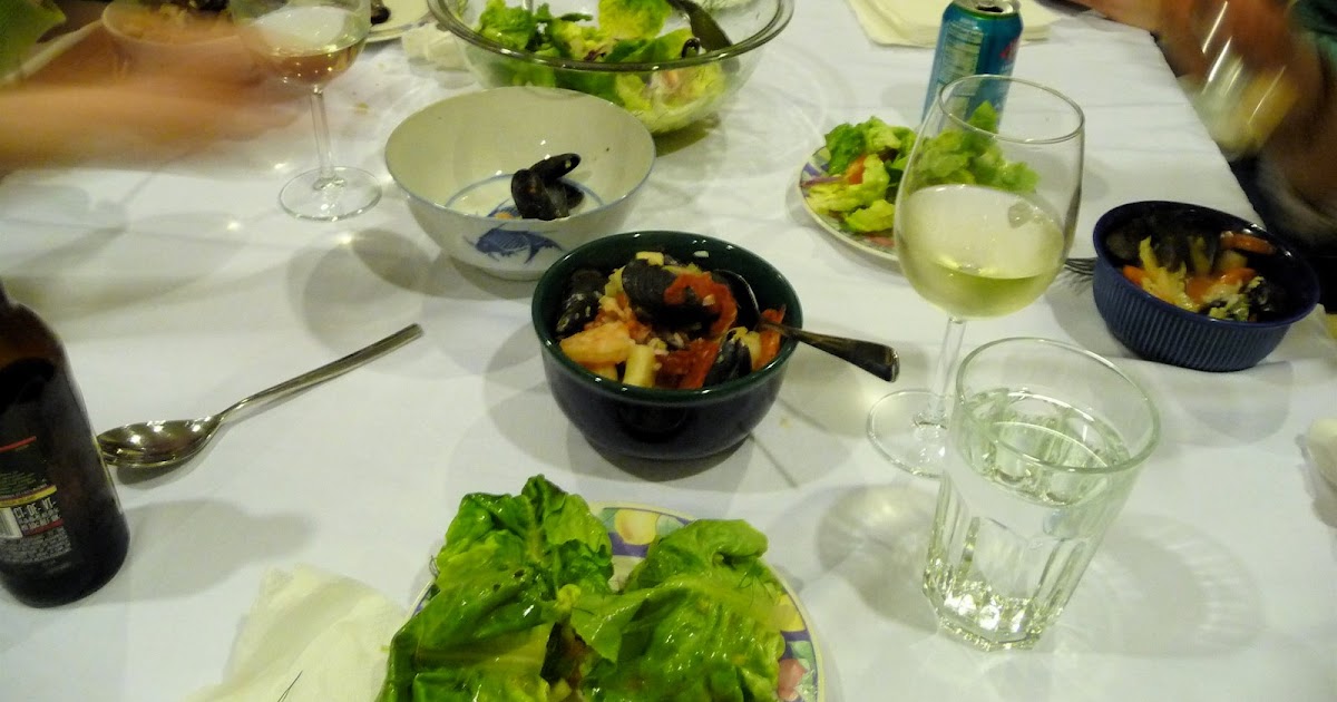 dinner party: dinner for eight (on the road)