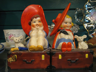 C. Dianne Zweig - Kitsch 'n Stuff: April 2010