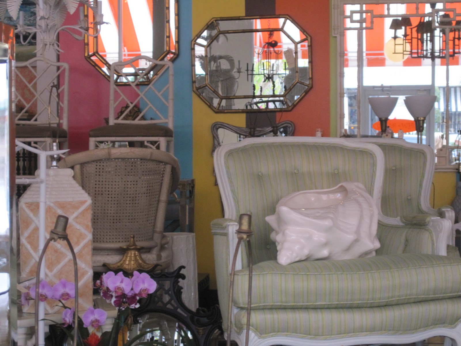 Dovecote Decor Dixie Highway Shopping with The Empress II