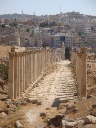 [08Jerash16.JPG]