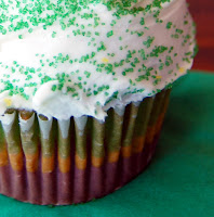 Mardi Gras Cupcake, closeup of the stripes