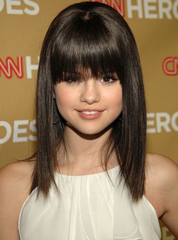 Long straight hairstyles are so easy to style because they are free flowing Long straight hairstyles are so easy to style because they are free flowing
