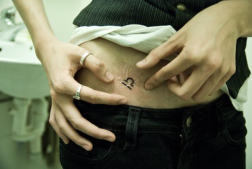 Jennifer symbol libra tattoo designs Selanjutnya