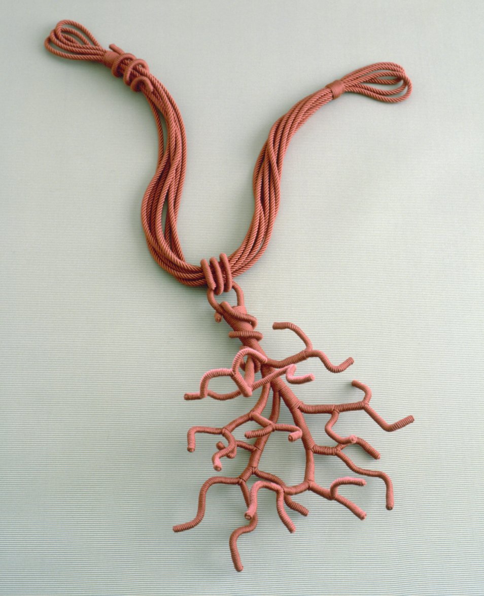 [detailclarence.jpeg]