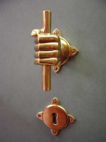 [detailsdoorhandle.jpeg]