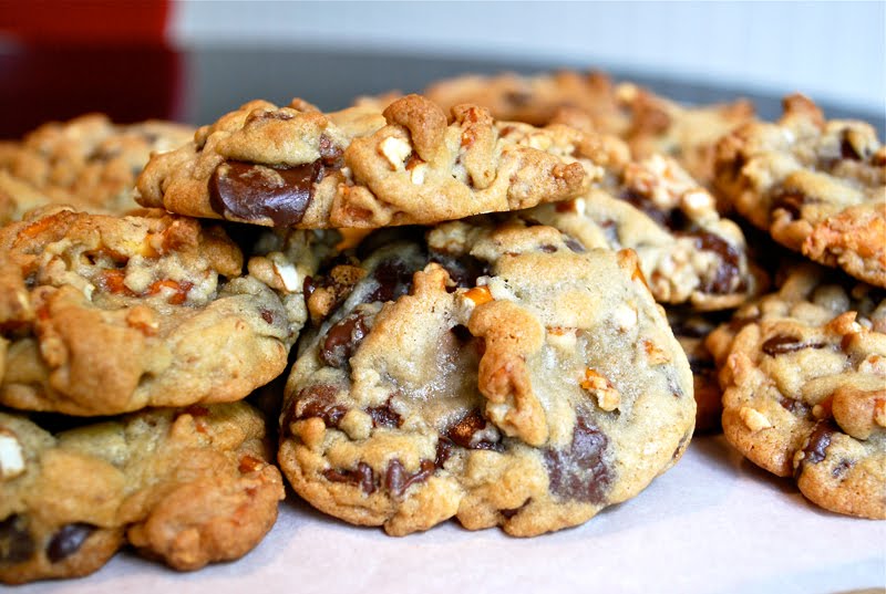 Bittersweet Chocolate Chip Pretzel Cookie Recipe