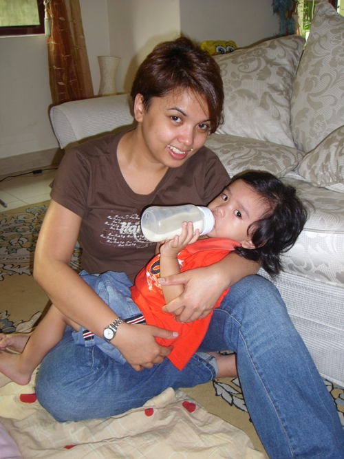 [SL703045.JPG]