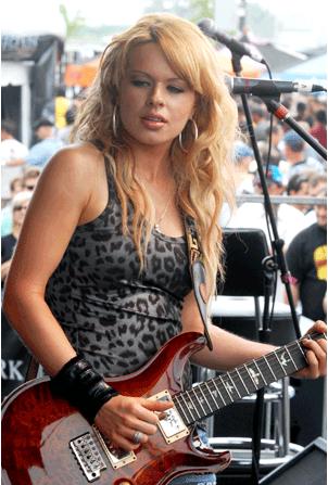 orianthi+on+stage.jpg