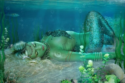 debajo del mar...(imagenes) - Pgina 2 Sirena+en+el+agua