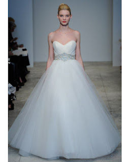 2011 wedding dresses, gorgeous sweetheart bridal gown with tulle.