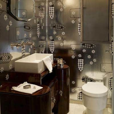 Glamorous and classic Bathroom Interior Design 