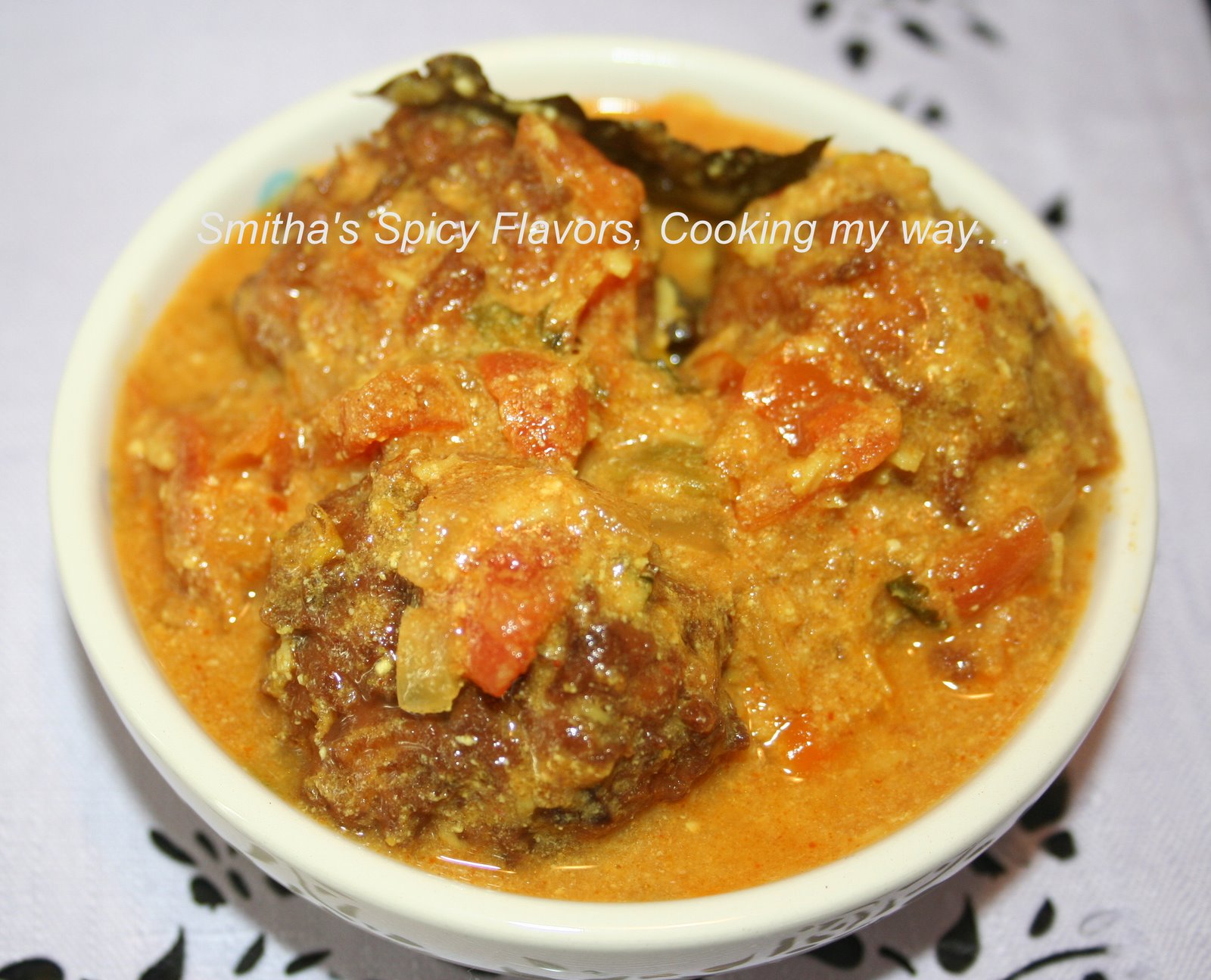 Cabbage Kofta curry / Fried Cabbage balls in tomato yogurt gravy