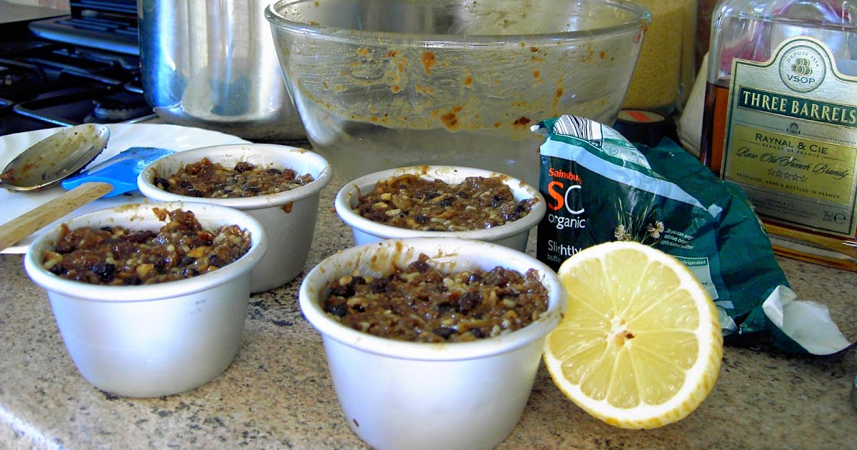 Stasher Mini Christmas Puddings Easy Cooked In The Prestige Pressure Cooker
