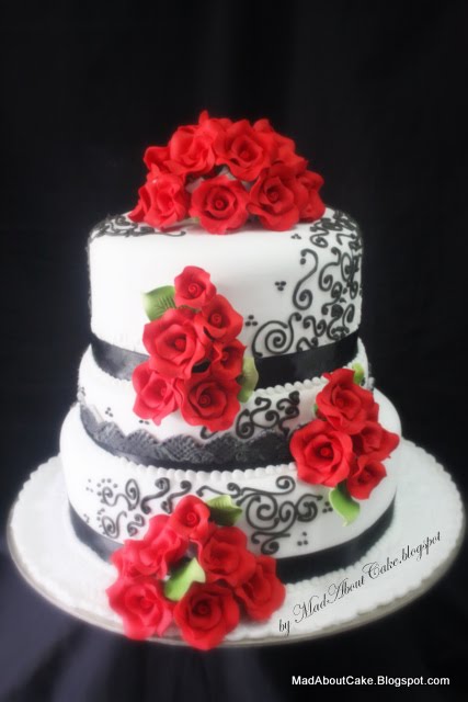 Wedding Cake 2 Red n Black Pantai Hillpark
