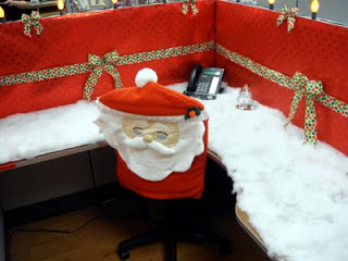 Angie S Pieces Of Flair Christmas Cubicle Decorating Contest
