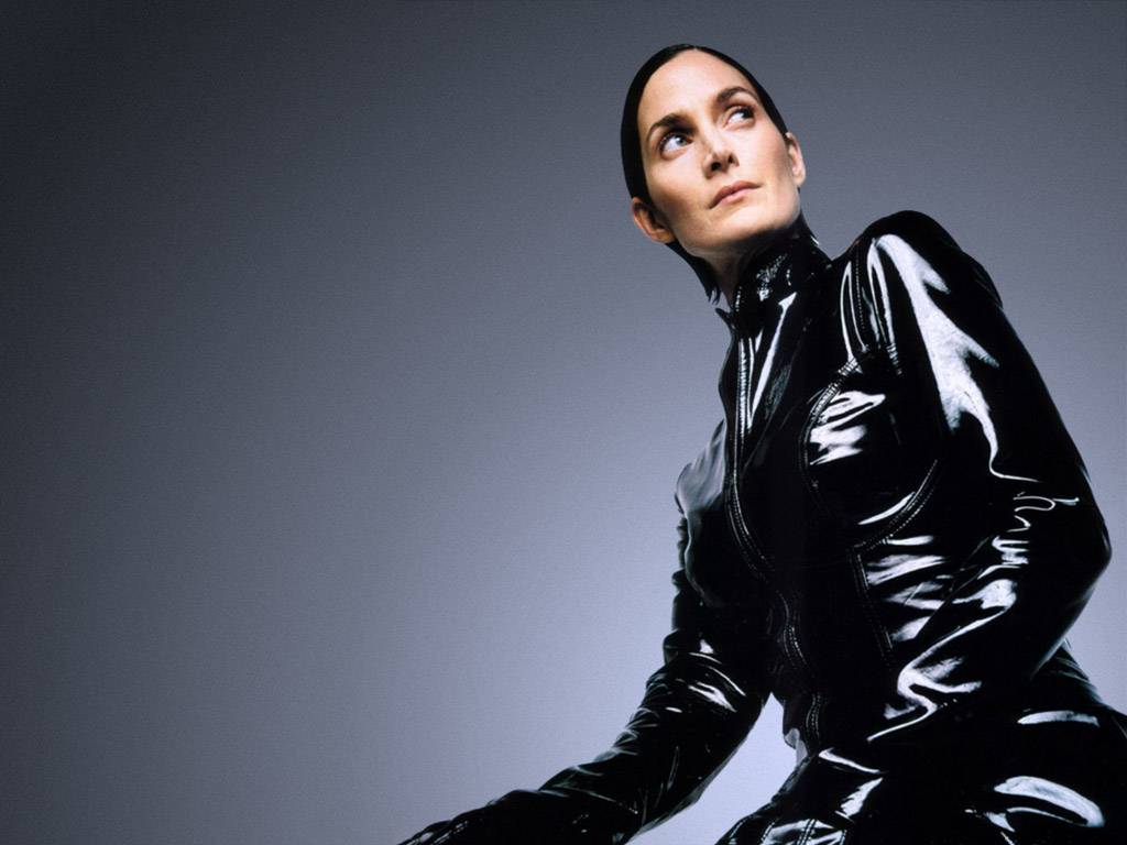 http://2.bp.blogspot.com/_f0bvyZMrZ9k/S9othmwfyLI/AAAAAAAAEpc/6ITl06z0ExA/s1600/CarrieAnne_Moss.jpg