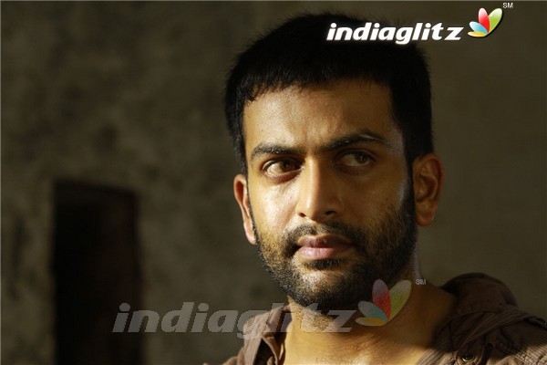 Prithviraj With Mamtha