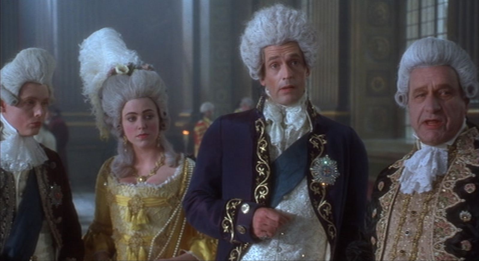 Ever wondered why huge, ridiculous powdered wigs became a fashion trend? - Y101fm