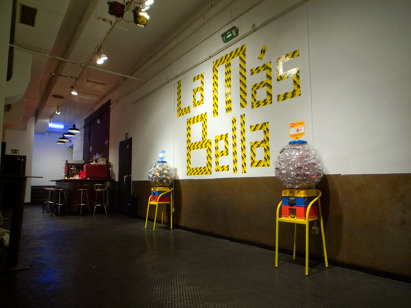 [PradilloTeatroMAR09_471.jpg]