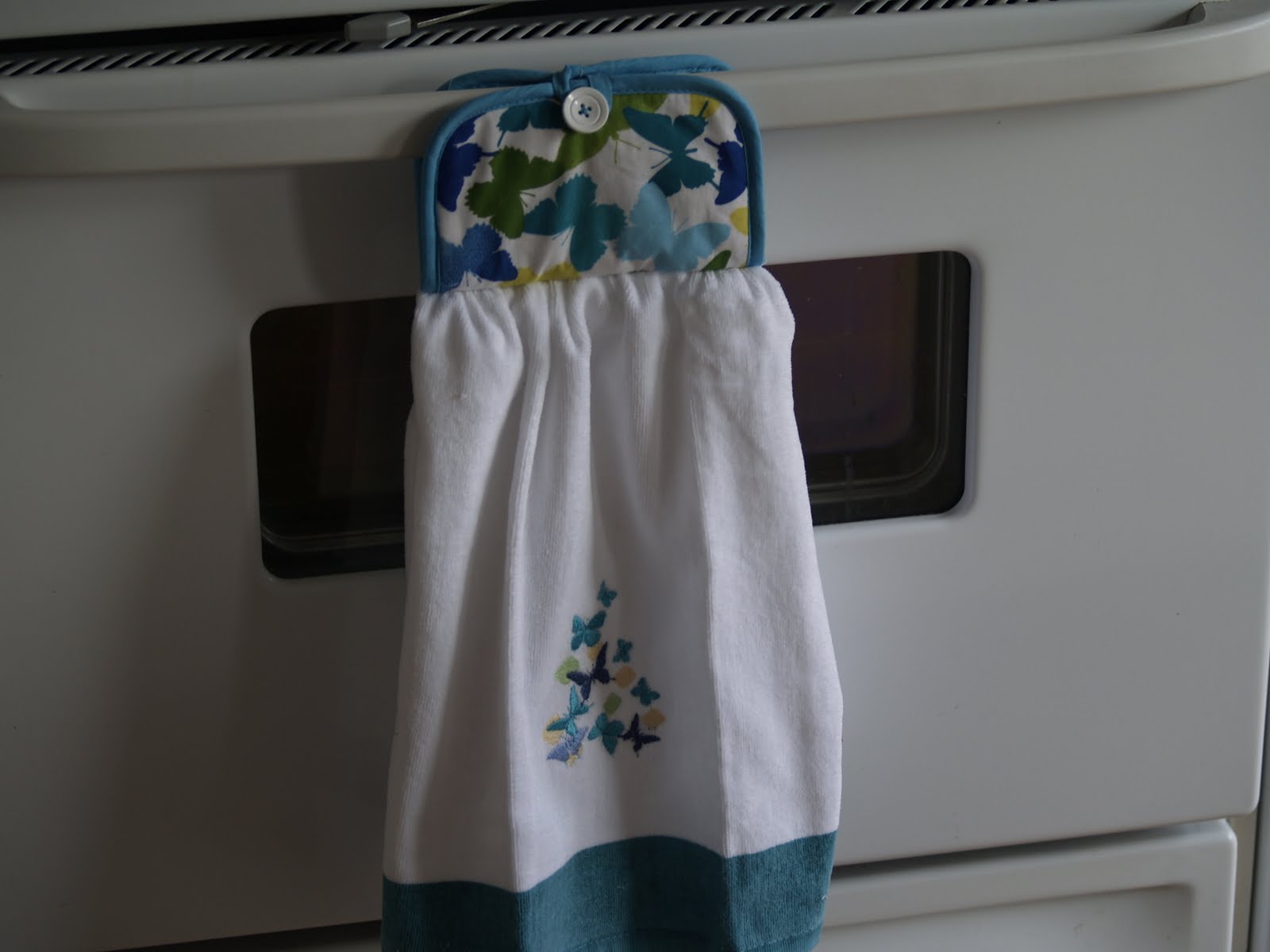 The MultiPurpose Life The Tea Towel Holder... 10 minutes to Sanity!