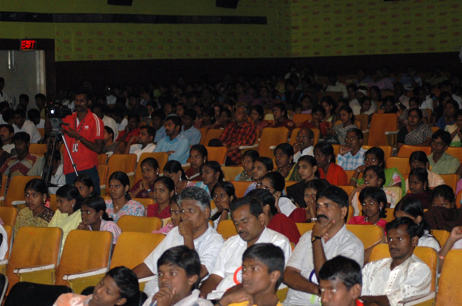 Life...Love...Hope...: Coimbatore 05.12.2009 Shanthi Theatre