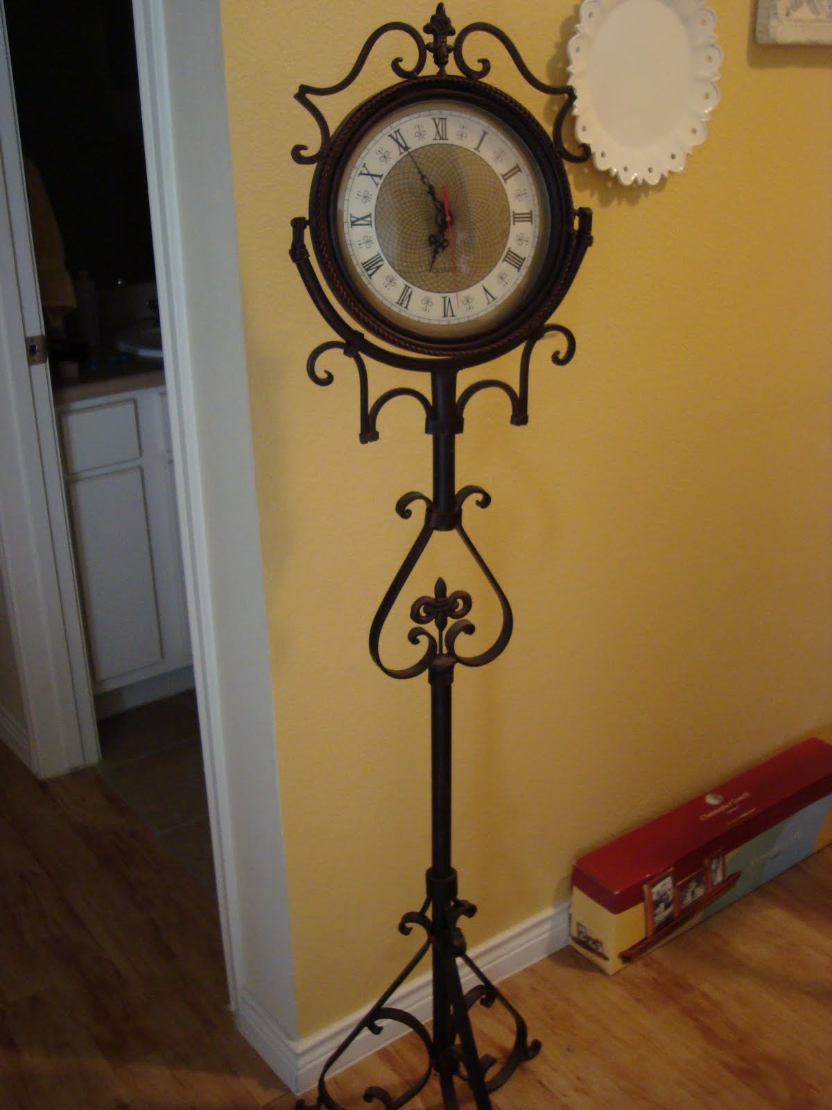Rebecca's World Decor Wrought Iron Floor Clock with Unique Old
