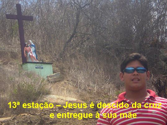 [13.JPG]
