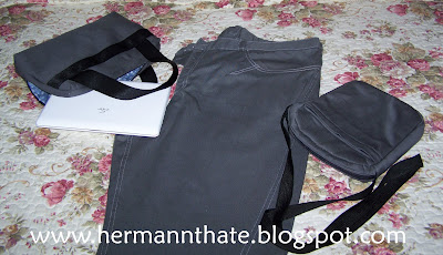 Pantalones vaqueros de "diseño", bolsa bandolera y maletín para el