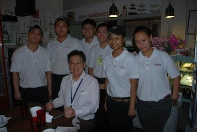  ... of apsn visited the cafe with a number of friends our students are