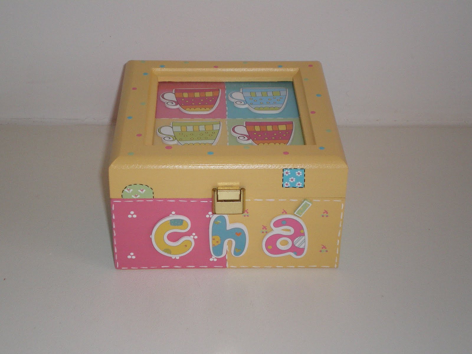 [Caixa+chÃ¡2.JPG]
