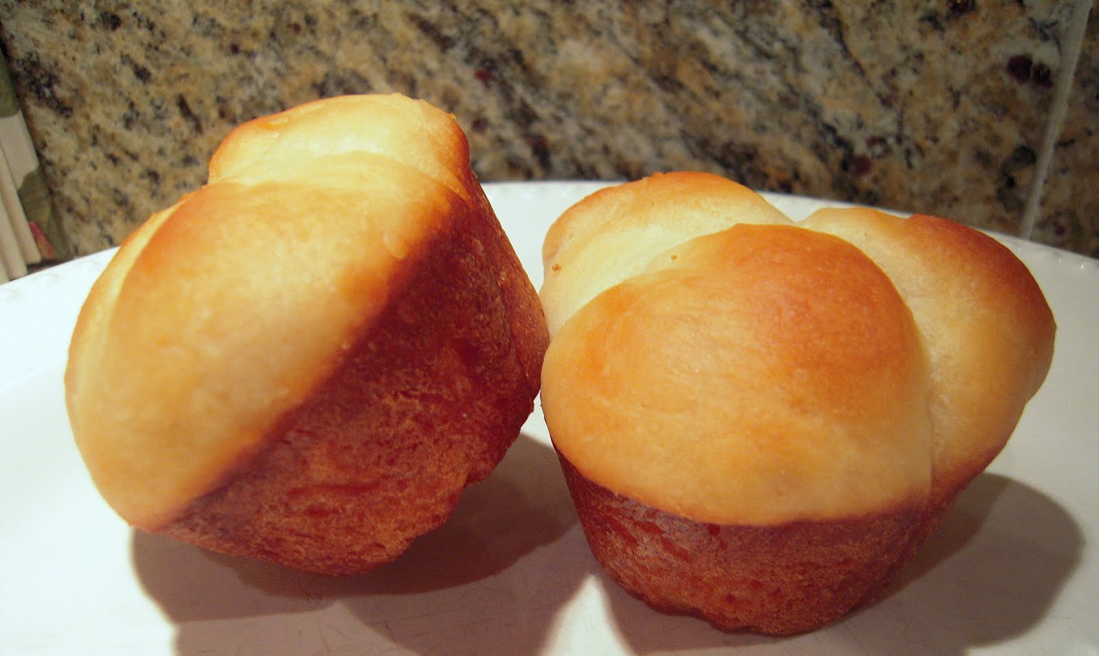 PW Dinner Rolls Plain Chicken