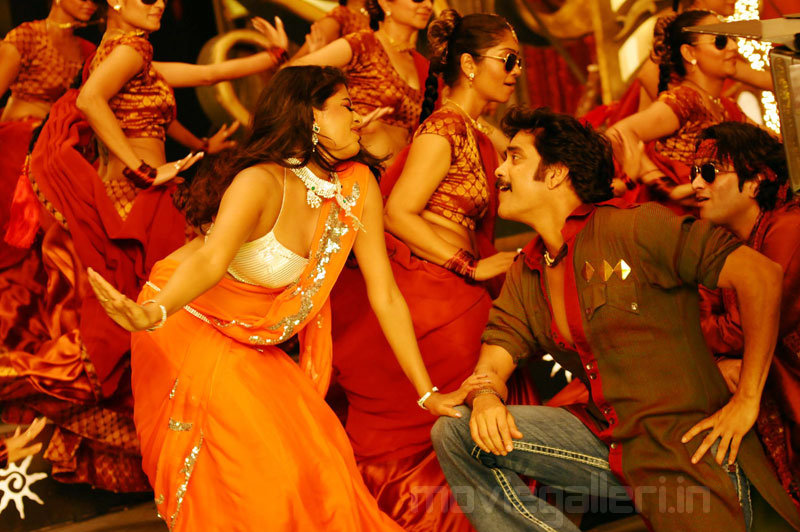 Ragada movie stills, Nagarjuna