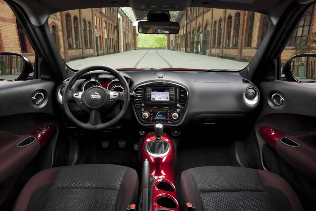 ATHENS CAR BLOG: Nissan Juke 2010 Interior