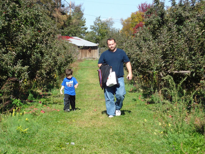 Apple Picking Fall 2008- Saratoga, N.Y.