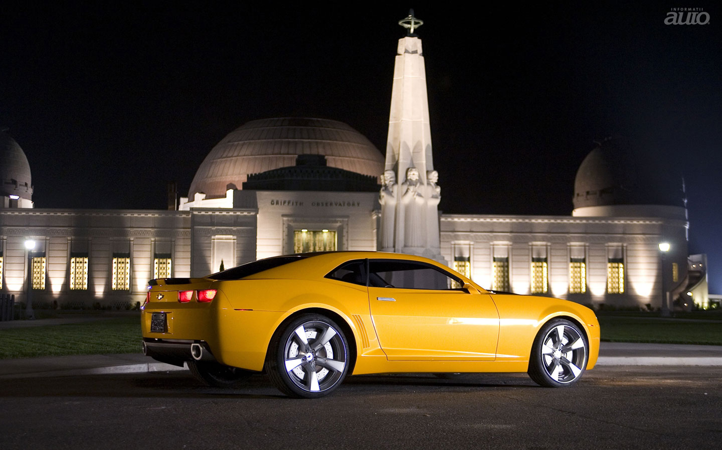 http://2.bp.blogspot.com/_fcUZeXlr6TY/TISZRwkEzfI/AAAAAAAABnE/D855w41RGQo/s1600/bumblebee_manument.jpg
