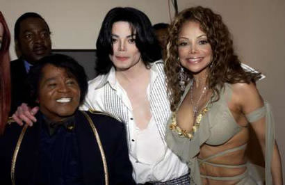 Michael Jackson e James Brown --- Bet Award 2003 27+michael-jackson-james-brown-y-latoya