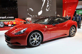 Ferrari California launched at Paris Motor Show 