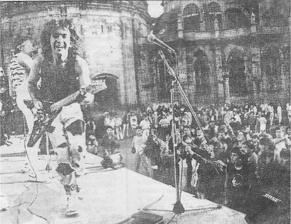 Épsilon. 1º de Mayo de 1987. Plaza de Santa María (Lugo):