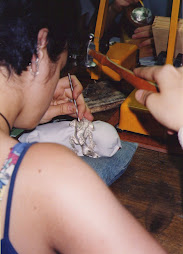 Vicky cincelando brazalete