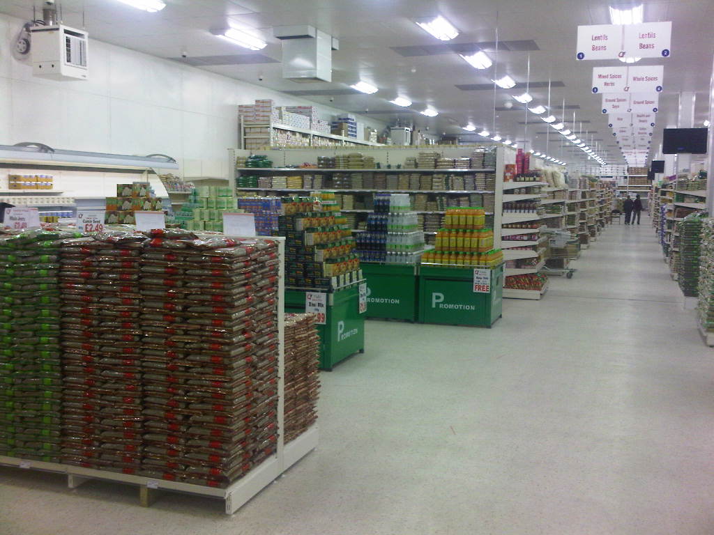 YOOP Architects talk & guests Quality Foods opens their latest and