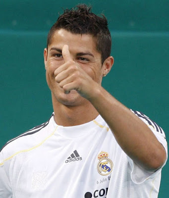 ضع اسم اللاعب والعضو التالي يجيب صورته .. - صفحة 4 Cristiano+Ronaldo+Real+Madrid+-+CR9+-+Photos+3