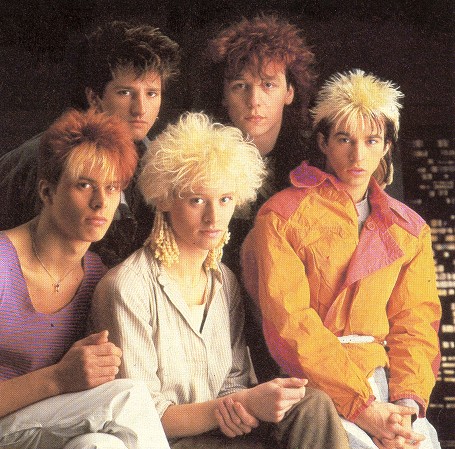 Kajagoogoo Too Shy Mp3