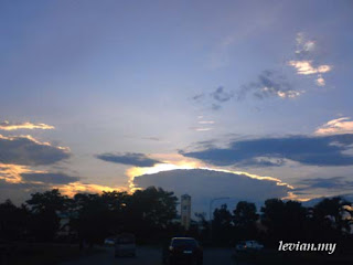Sky (Photograph)