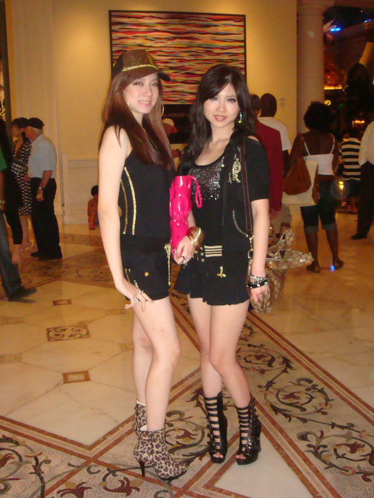 Felicia Orvalla (SINGAPORE 2011) SIS+n+ME=D