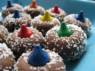 bachelor buttons cookies