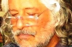 DE AQUI, ALLA Y ACULLA